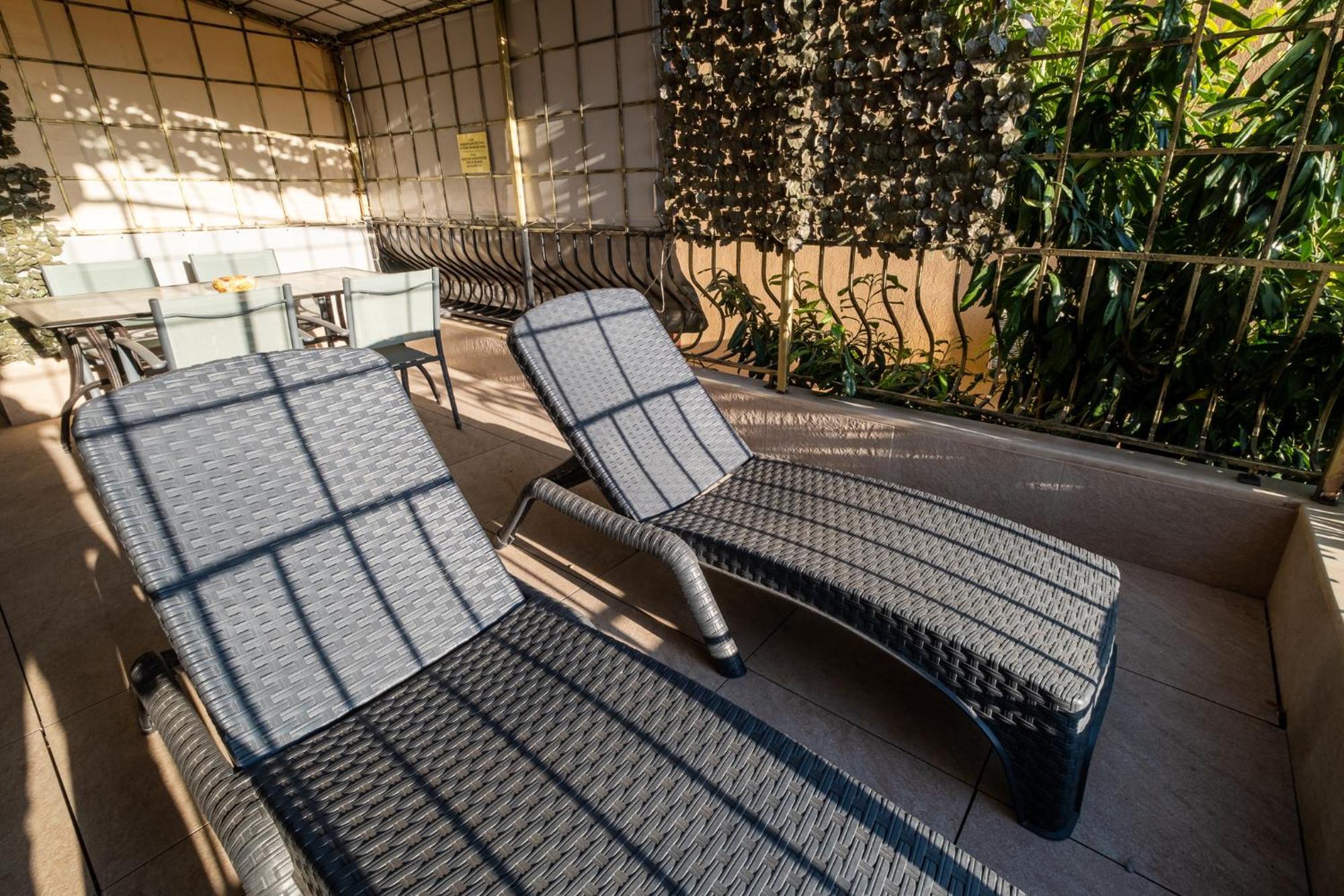 Roman Thermae 2Bdrm Sunny Apartment Várna Kültér fotó