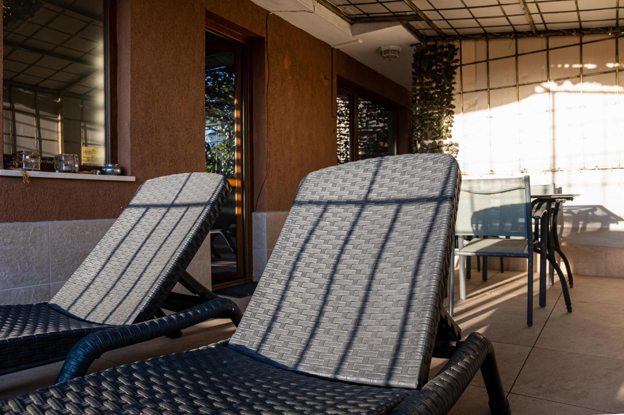 Roman Thermae 2Bdrm Sunny Apartment Várna Kültér fotó